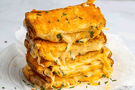 gluten-free-cheese-toastie-recipe-featured.gif