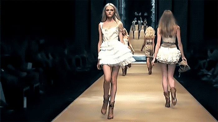 bc2ef6bef23bebd1c94c0709fe832077.gif