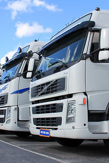 truck_white_vehicle_transportation_freight_transport_white_van_delivery-592606.jpg