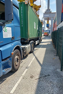 truck Rdam2.jpeg