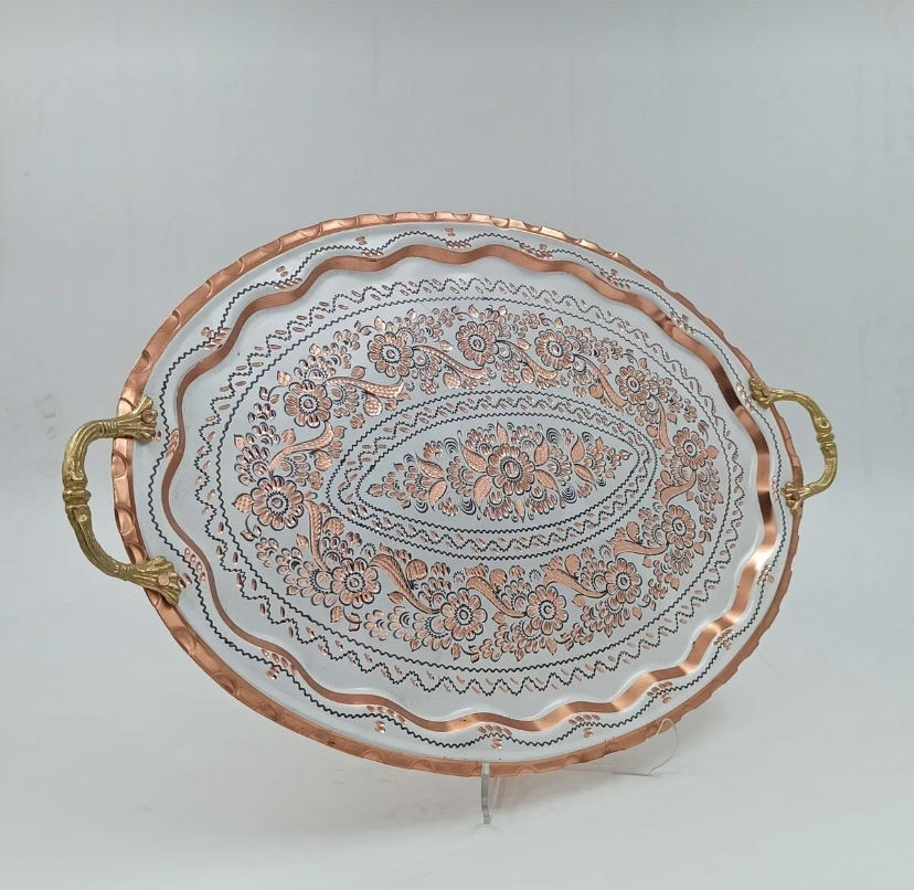 Küçük resim: Bakır Erzincan El İşlemeli Oval Büyük Boy Tepsi - 1 Adet (Beyaz Renkli)