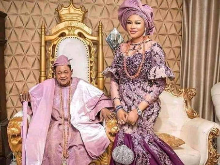 NIGERIA: 81-Year-Old Man Weds 23-Year-Old Lady As 7th Wife