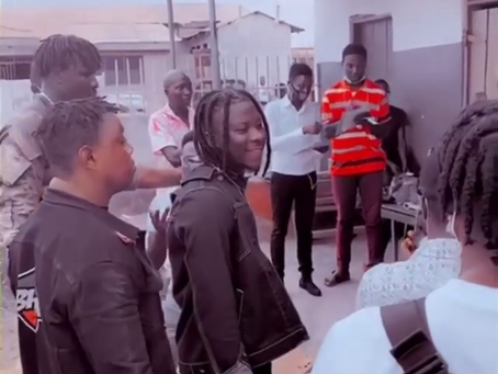 ELECTION 2020: Stonebwoy Storms Polling Centre To Cast Vote