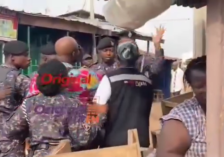 Ghana Police interdict Officer for slapping GHOne TV reporter at Ablekuma North Rerun