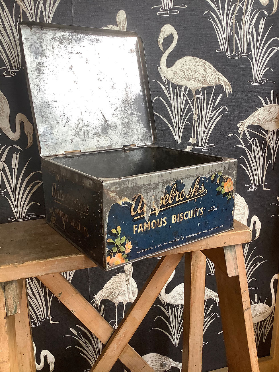 Thumbnail: Vintage NZ Biscuit Tin