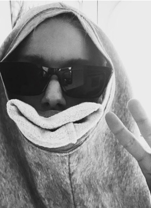 Garment smile selfie for the wear emotion challenge