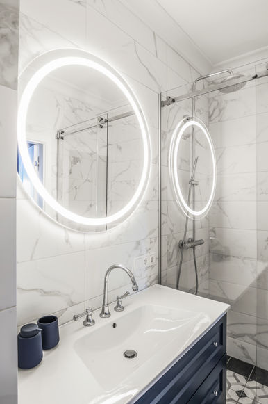 Lustro led z piaskowaniem
