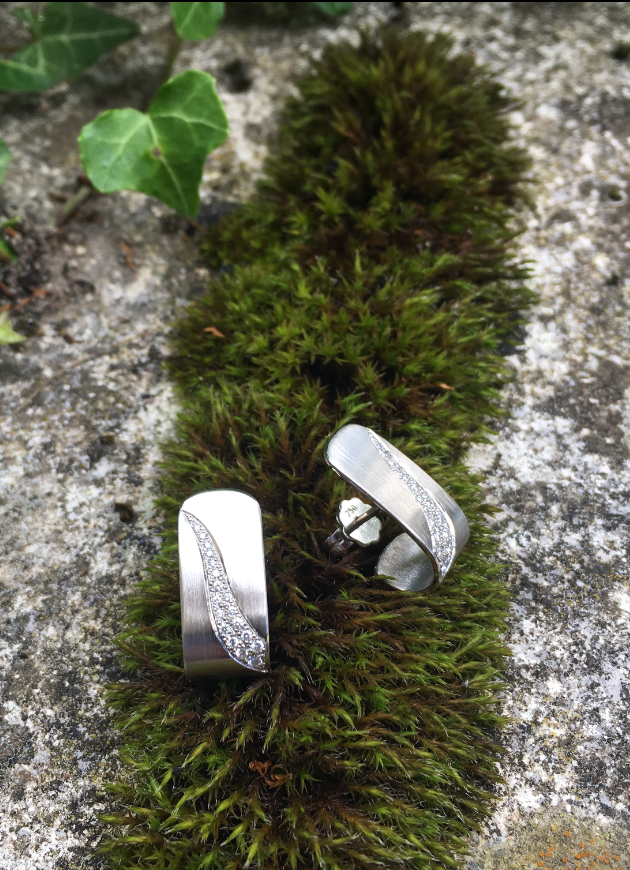 Or gris rhodié - diamants