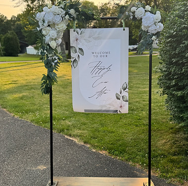 Happily Ever After Pallet Sign with flowers.jpg