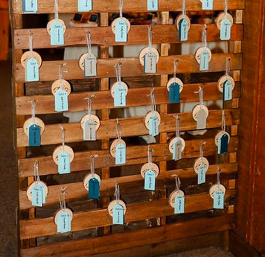 Favor holder Kiley.jpg