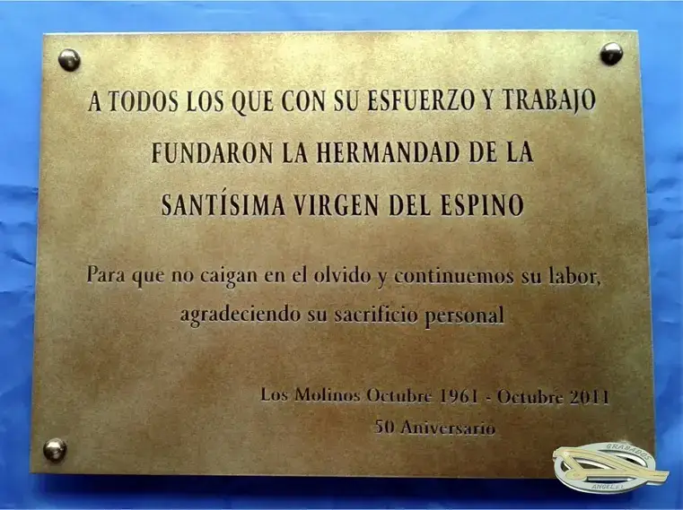 grabado de placas inauguración