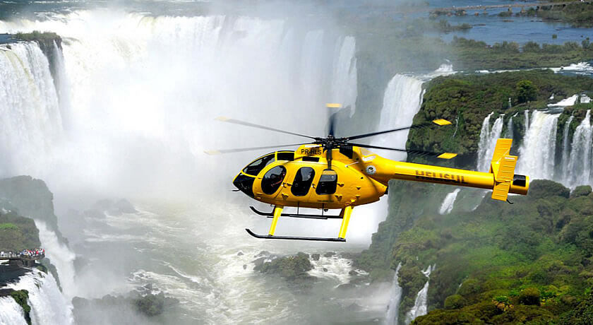 Miniatura: Helicóptero nas Cataratas