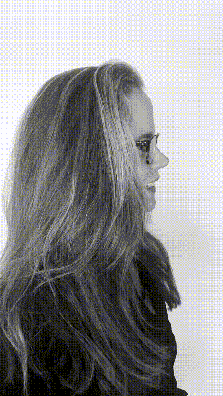 Jessica Bush head shot boomerang.gif