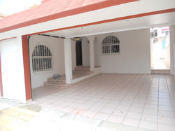 CASA EN TAMPIQUERA