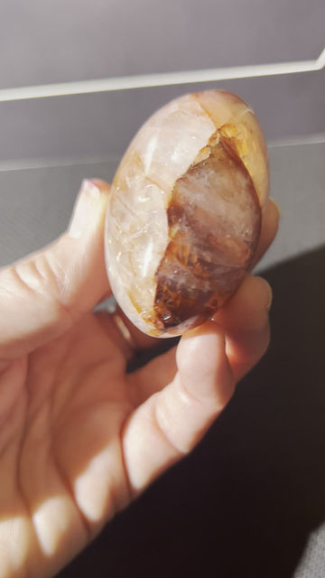Thumbnail: Fire Quartz Palm 15B