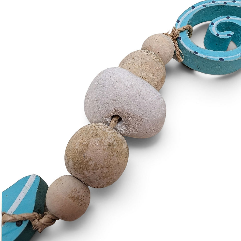 Thumbnail: Artisan gecko garland with a rustic wood accent