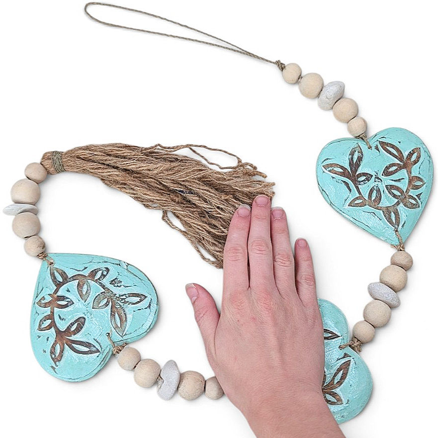 Thumbnail: Three-heart turquoise wall garland with leaf motifs and bead details
