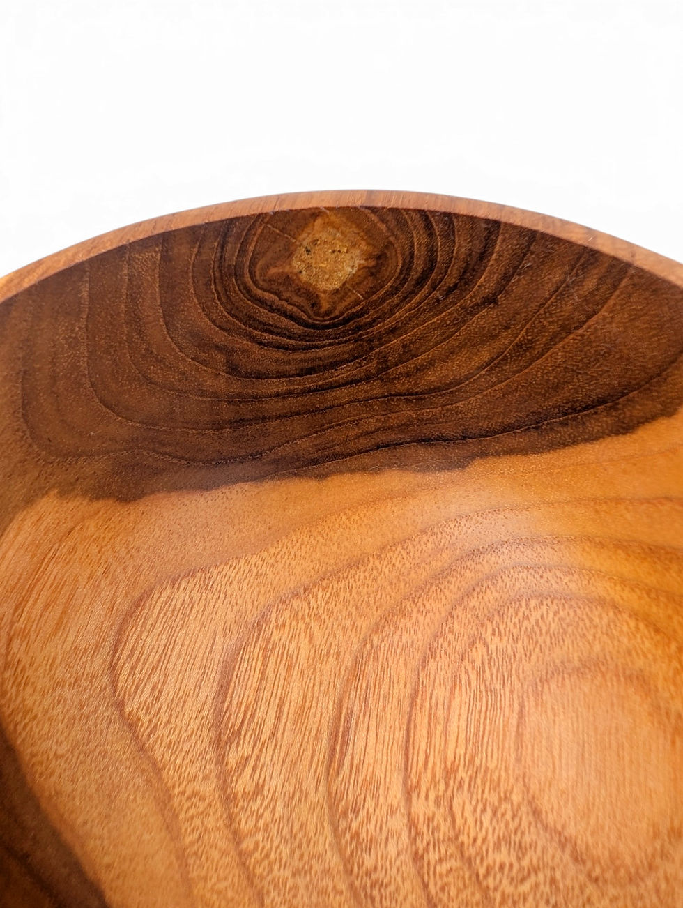 Thumbnail: Teak ramen tableware with grain variations