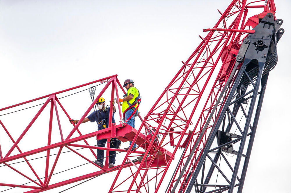 Falling Debris in New York Crane Accidents