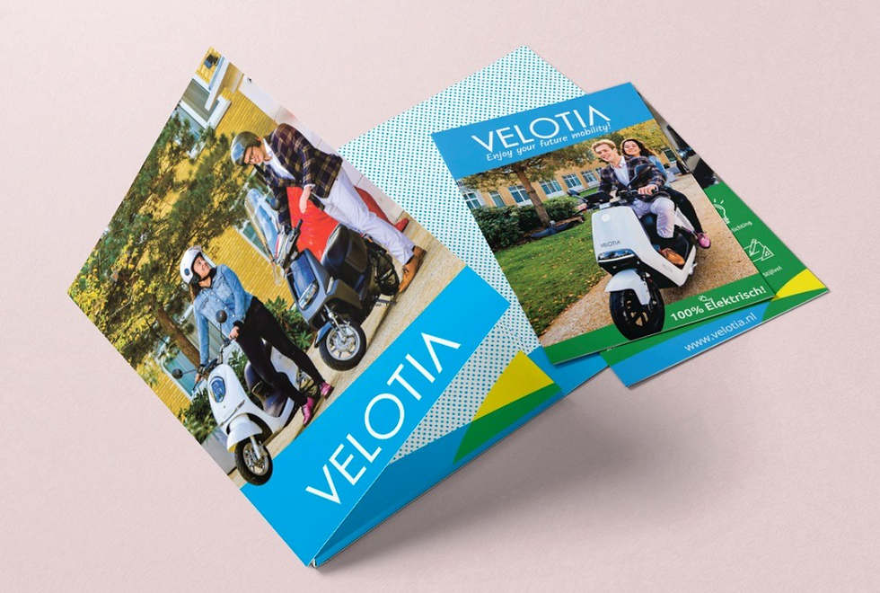 De strakke folder van Velotia in samenspraak met de huisstijl