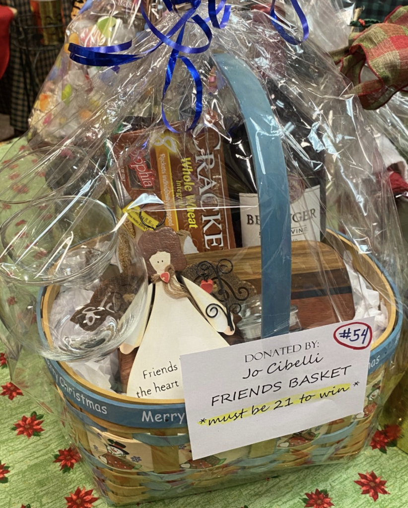 #54 Friends Basket