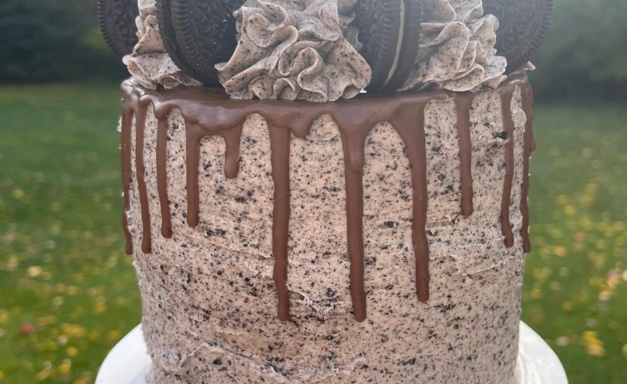 oreo cake2_edited.jpg