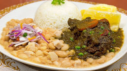 Seco de Res con Frejoles y Yuca