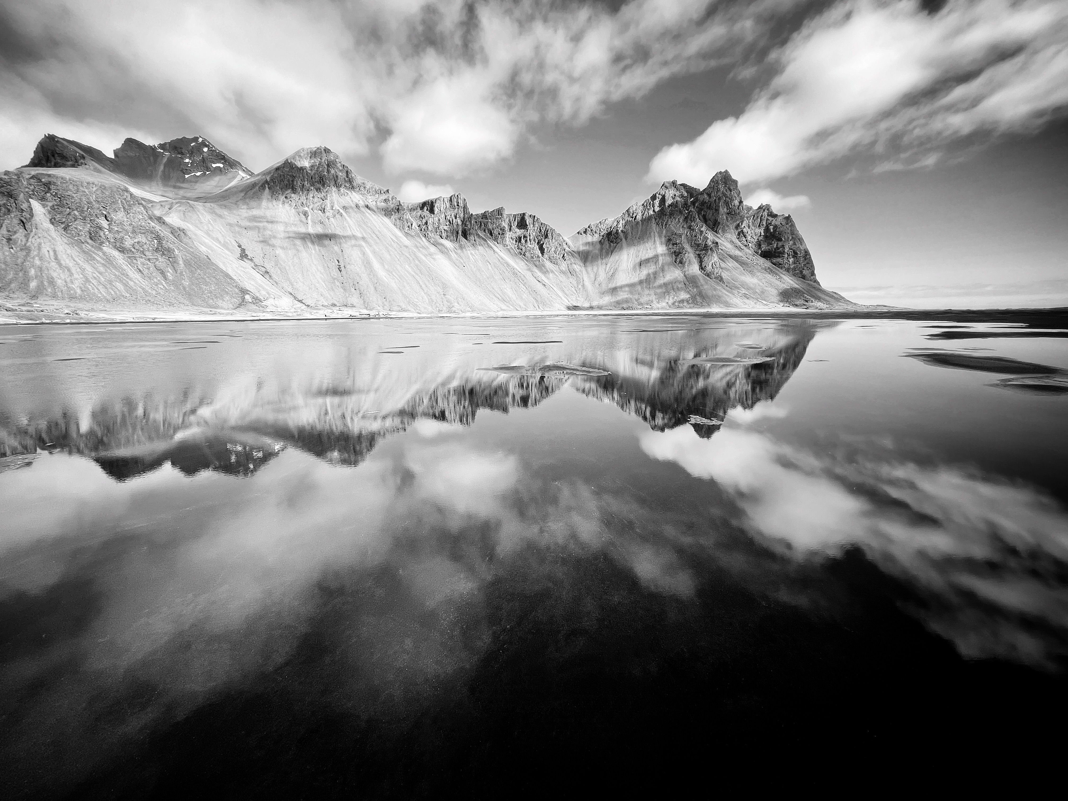 Cloud Water Vestrahorn | Iceland | Black & White Fine Art Print
