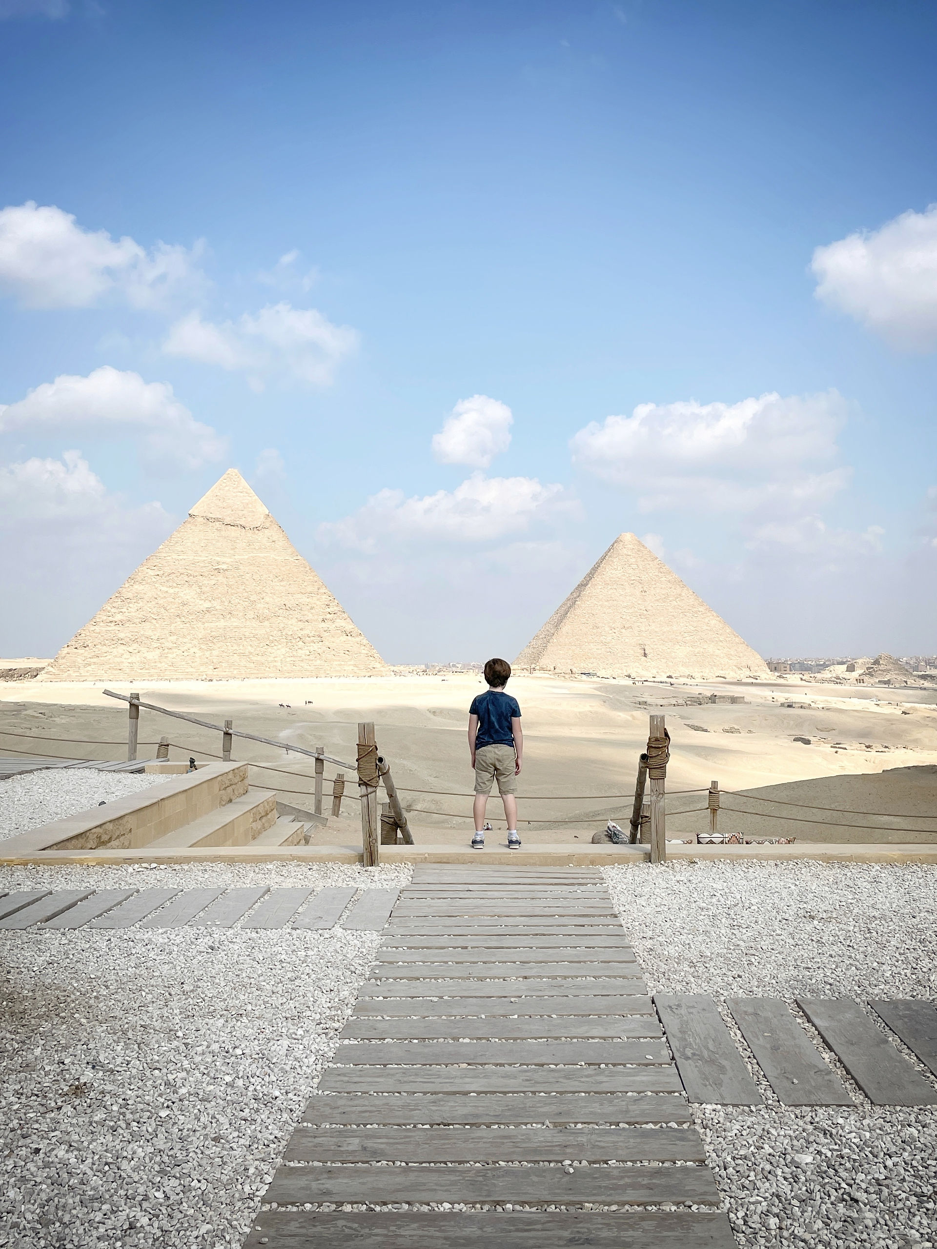 9 Pyramids Lounge, Giza, Cairo, Egypt -Black and white travel photography  |  Limited edition wall art prints  |  Travel blog | © kpm photo art