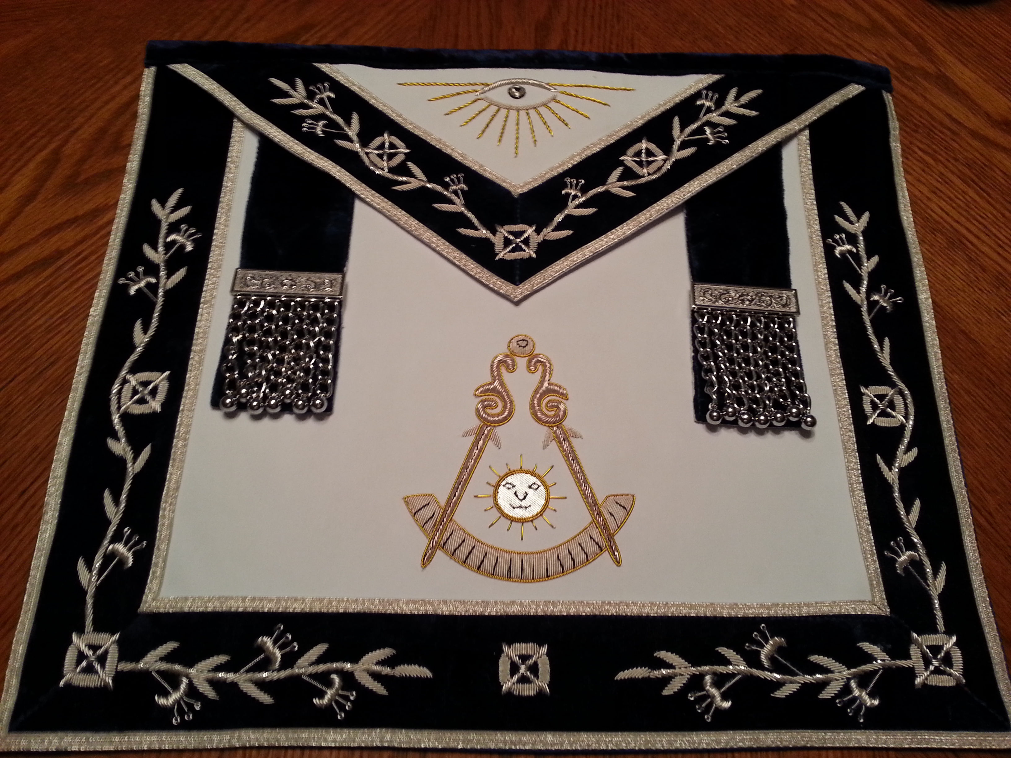 Silver bullion Past Master Apron