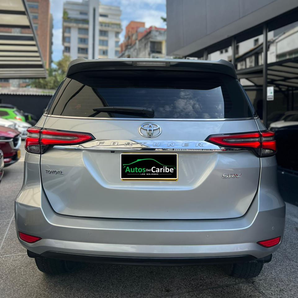Miniatura: TOYOTA FORTUNER SRV 2022