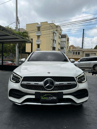 MERCEDES-BENZ GLC 300 2020