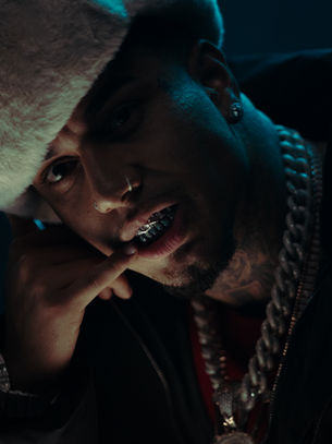 Rapper Veigh leva “Eu Venci o Mundo” para os palcos em turnê nacional