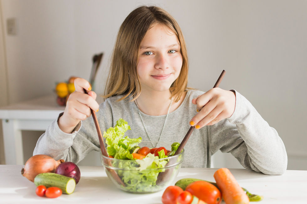 Criança também pode ter colesterol alto! Prevenção começa na infância. 🩺🥗 #ColesterolInfantil