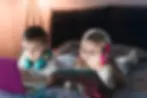 ECA Digital: projeto quer criar regras claras para proteger crianças nas redes sociais