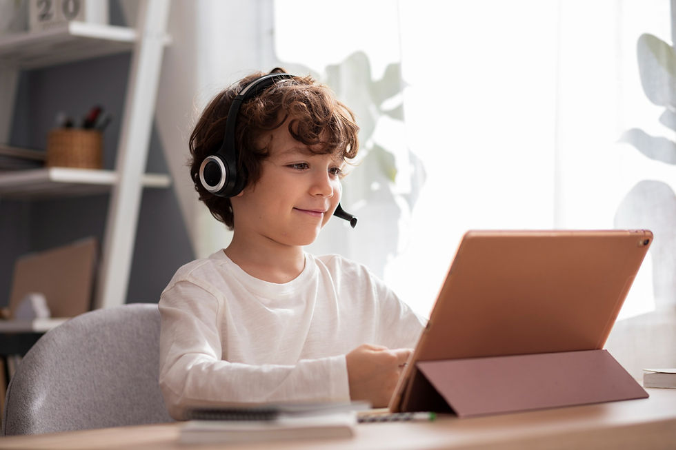 Proteção infantil online: especialistas alertam para riscos da exposição e adultização nas redes sociais.