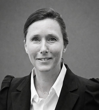 Juliette N&B_edited_edited.jpg