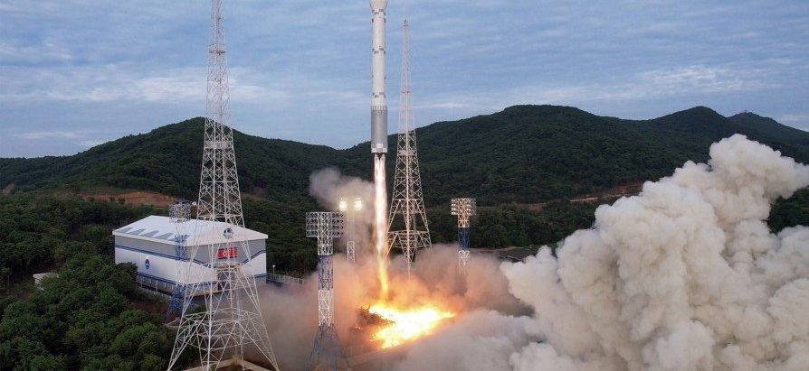 North Korea Fails in an orbital launch attempt
