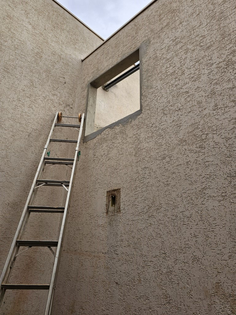 Alçapão do telhado da sauna