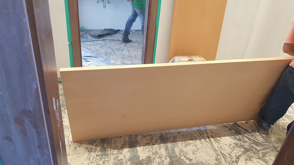 Instalação das portas no pavimento superior