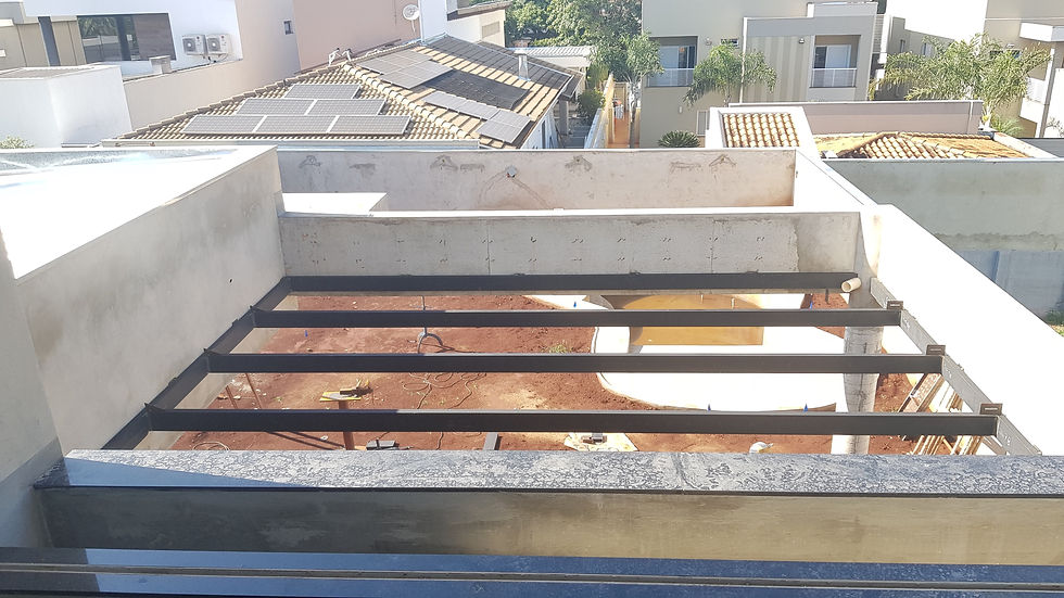 Instalação da cobertura da varanda