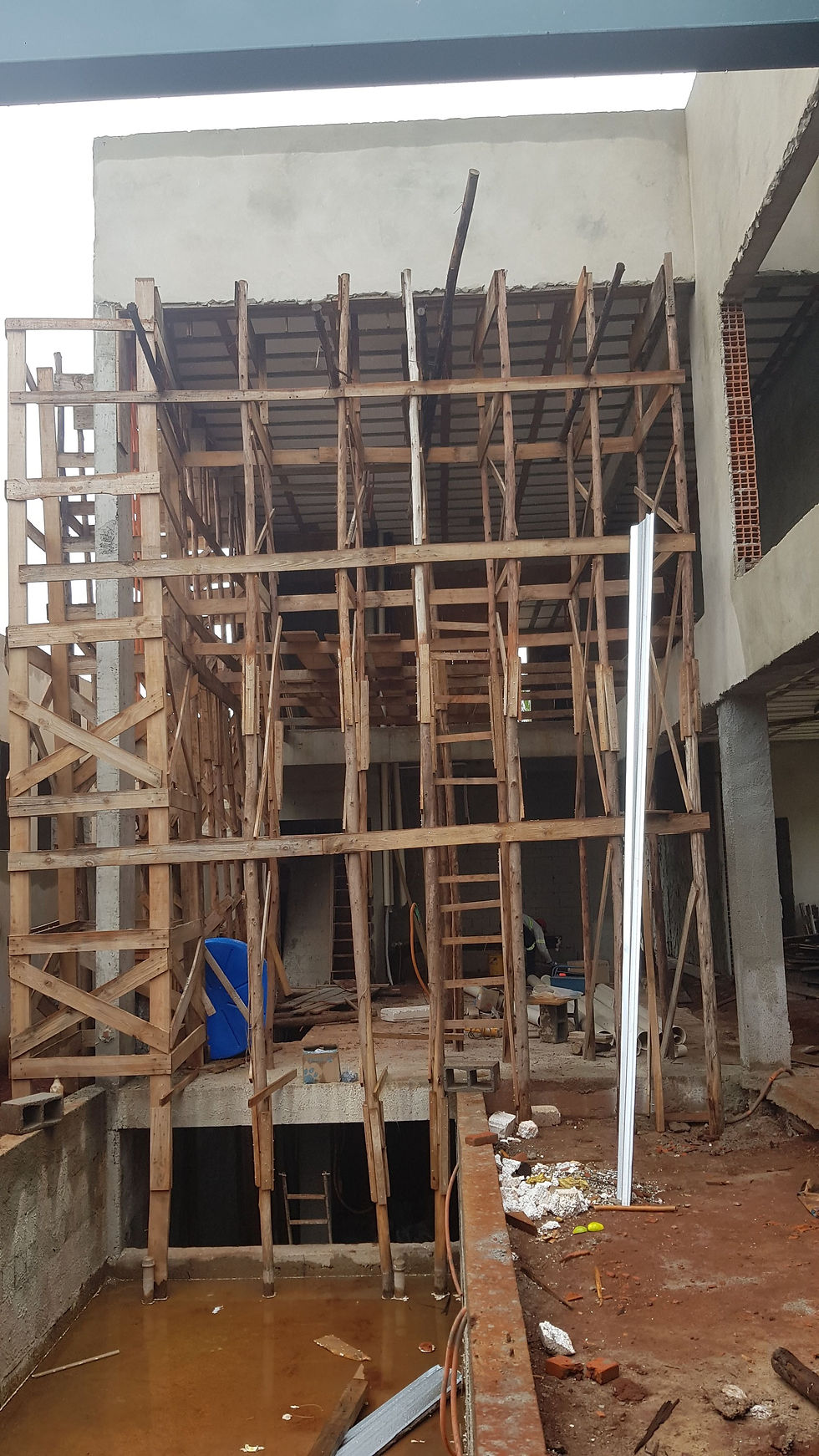 Vista geral pé direito duplo