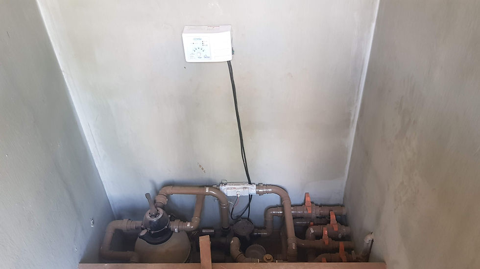 Bomba da piscina instalada (falta ajustar para funcionar)
