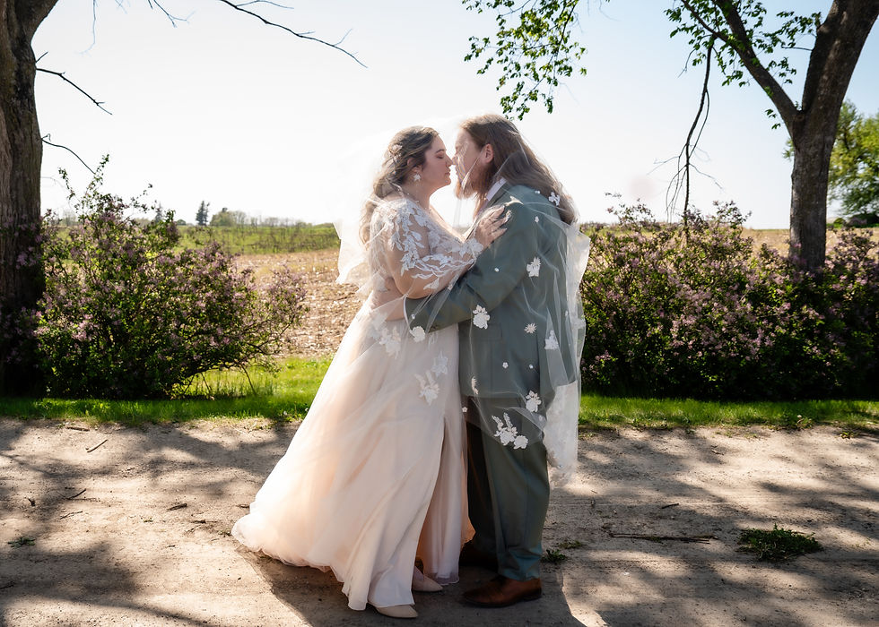 Wedding photography at Sugar Grove, Newton Iowa by Forest Folk Photography