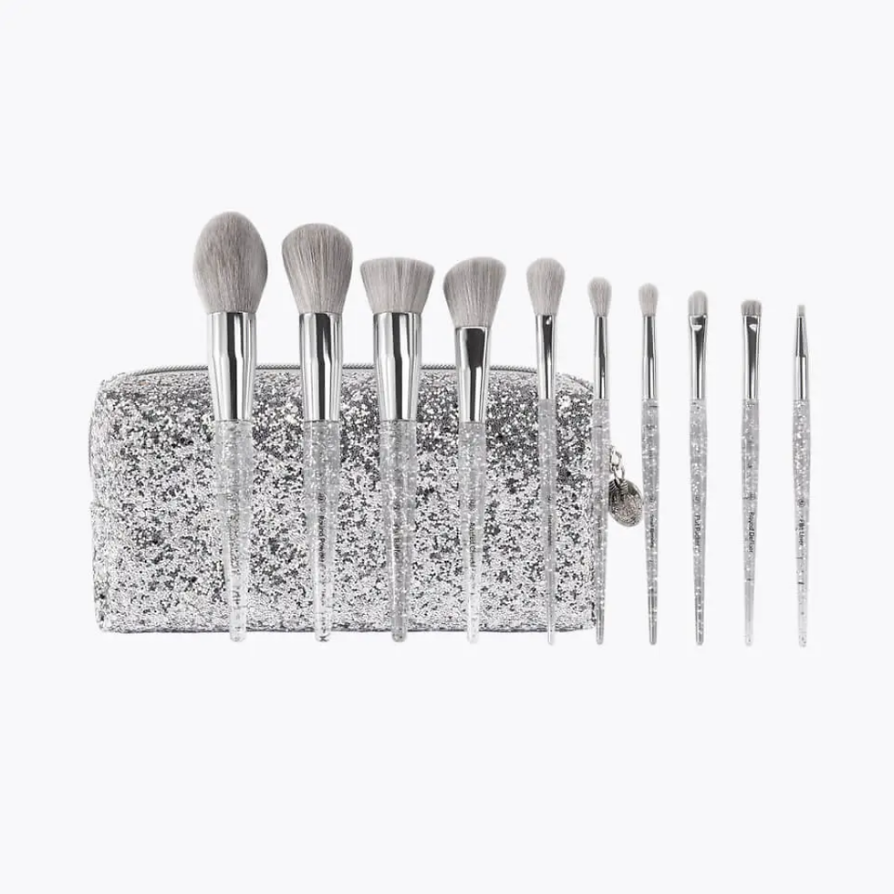 Thumbnail: BH Cosmetics Remix Dance Brush Beat 10 Piece Face & Eye Brush Set With Bag 