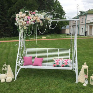 Charming Outdoor Settings