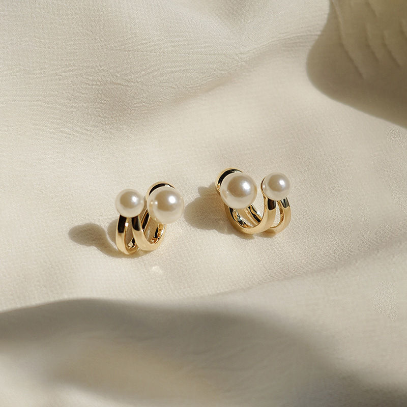 Thumbnail: The Dual Glow Studs