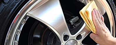 Polishing Car Tire
