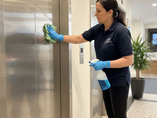 Cleaning communal block lifts