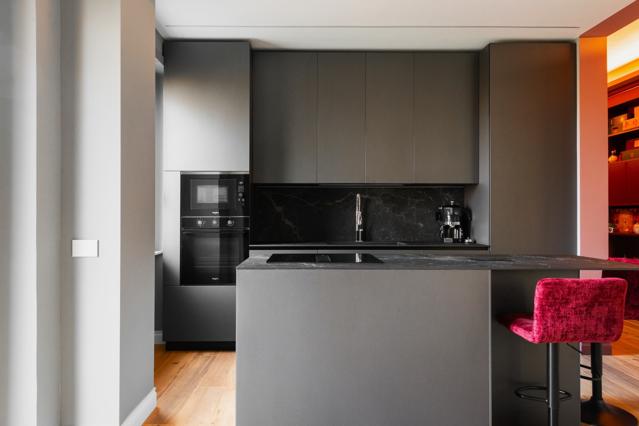 Cucina lineare nera